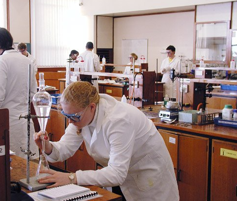 image showing a student in laboratory